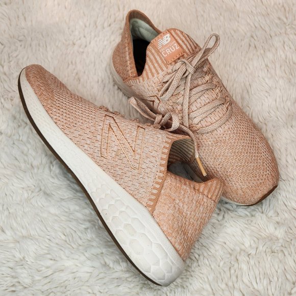 New Balance Fresh Foam CRUZ Sockfit Flyknit Pink Women's Running Shoes Sz 9.5 - Picture 2 of 11